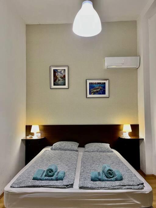 2# Sunflower Cozy Apartment Budapest Exteriör bild