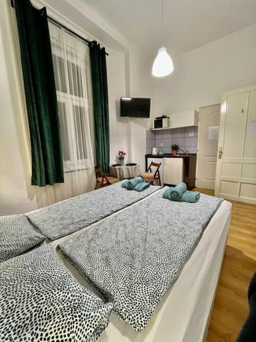 2# Sunflower Cozy Apartment Budapest Exteriör bild